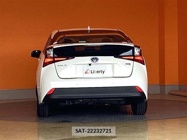 Toyota PRIUS 2020-09 8343024-7