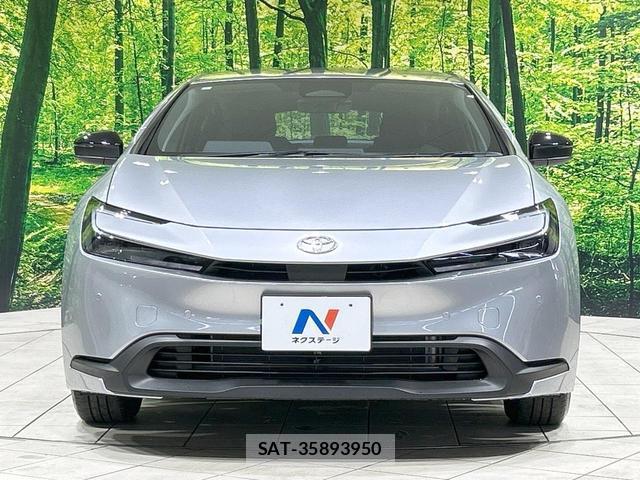 Toyota PRIUS 2023-08 8343033-13