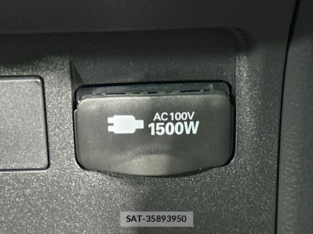 Toyota PRIUS 2023-08 8343033-6
