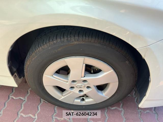 Toyota PRIUS 2011-09 8343206-2