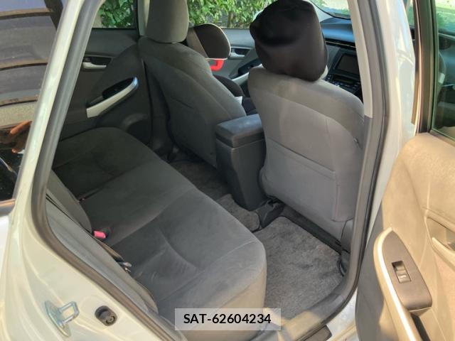 Toyota PRIUS 2011-09 8343206-6