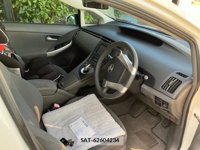 Toyota PRIUS 2011-09 8343206-7
