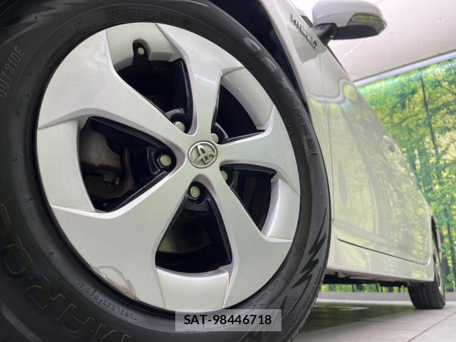 Toyota PRIUS 2012-02 8343324-12