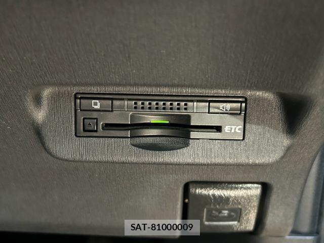 Toyota PRIUS 2015-06 8343448-6
