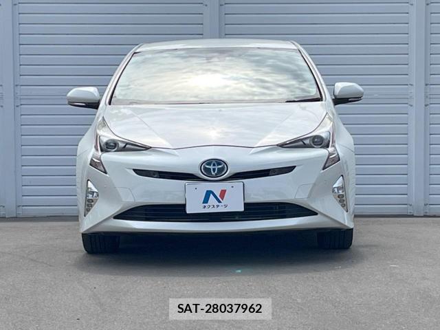 Toyota PRIUS 2016-03 8343481-14