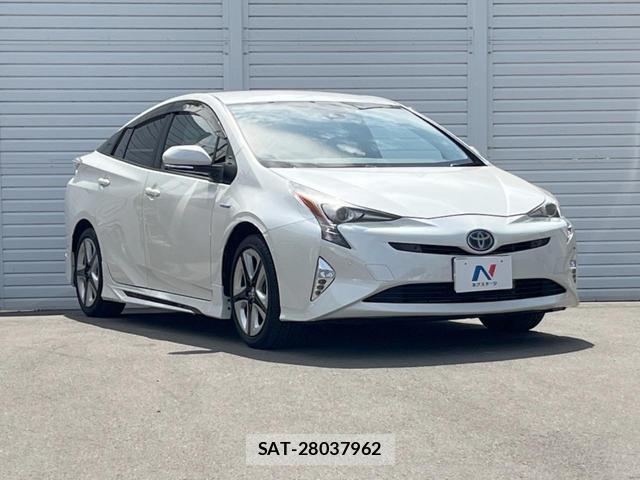 Toyota PRIUS 2016-03 8343481-16