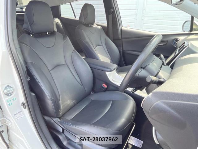 Toyota PRIUS 2016-03 8343481-8