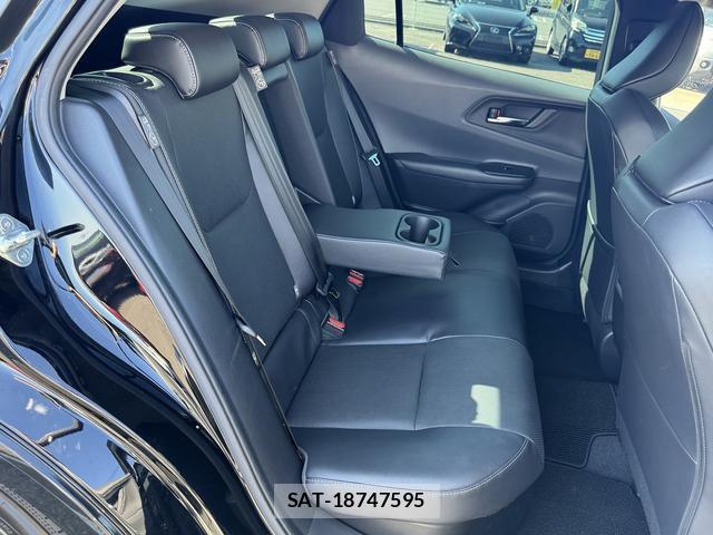 Toyota PRIUS 2023-07 8343583-17