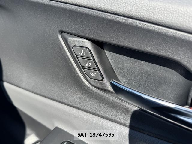Toyota PRIUS 2023-07 8343583-6