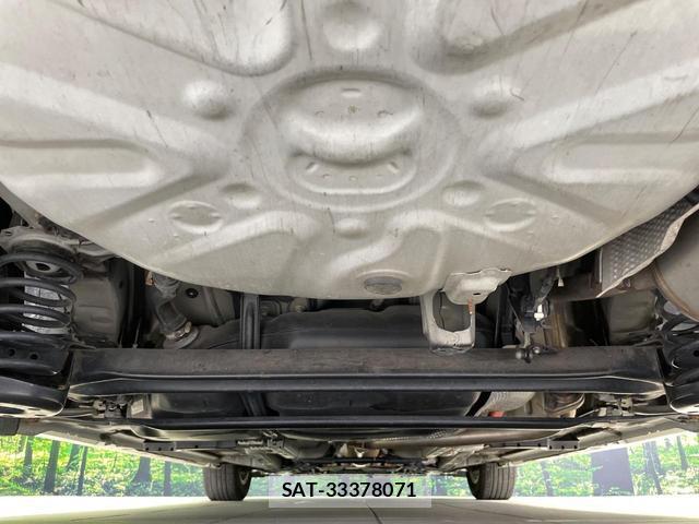 Toyota PRIUS 2012-06 8343634-18