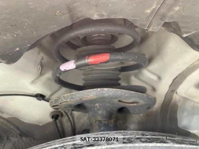 Toyota PRIUS 2012-06 8343634-19