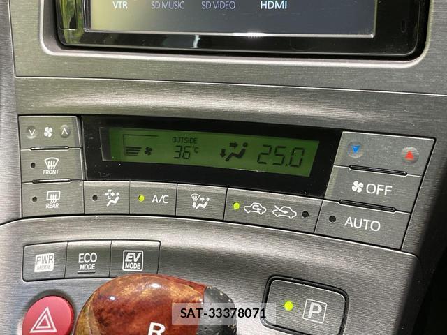 Toyota PRIUS 2012-06 8343634-5