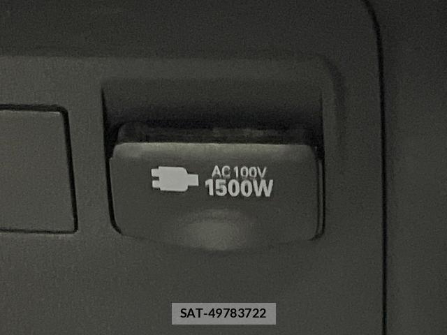 Toyota PRIUS 2023-07 8343725-6