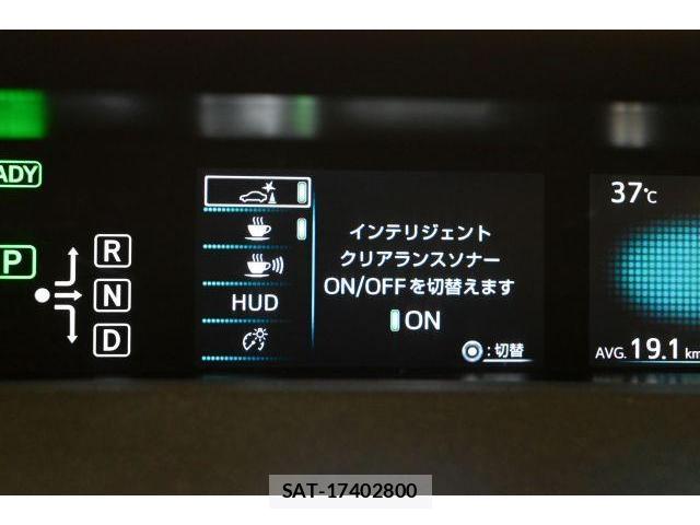 Toyota PRIUS 2017-08 8344008-17