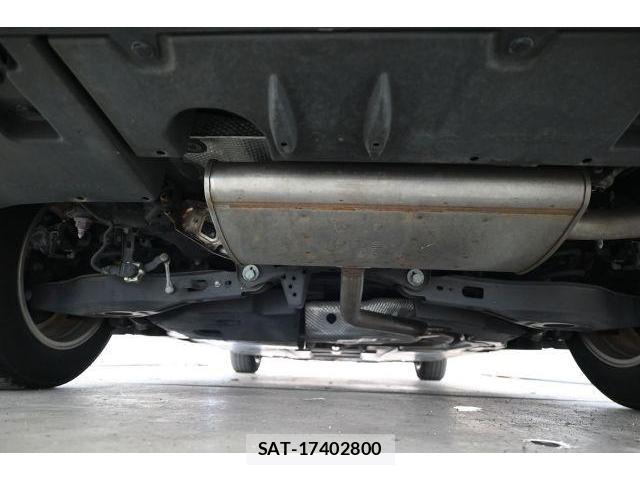 Toyota PRIUS 2017-08 8344008-9