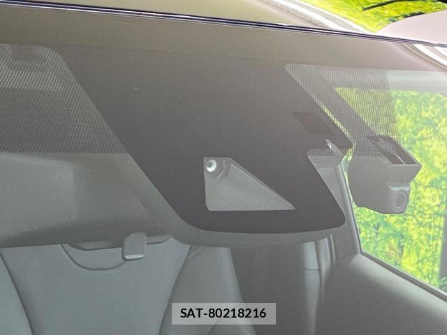 Toyota PRIUS 2019-10 8344017-2