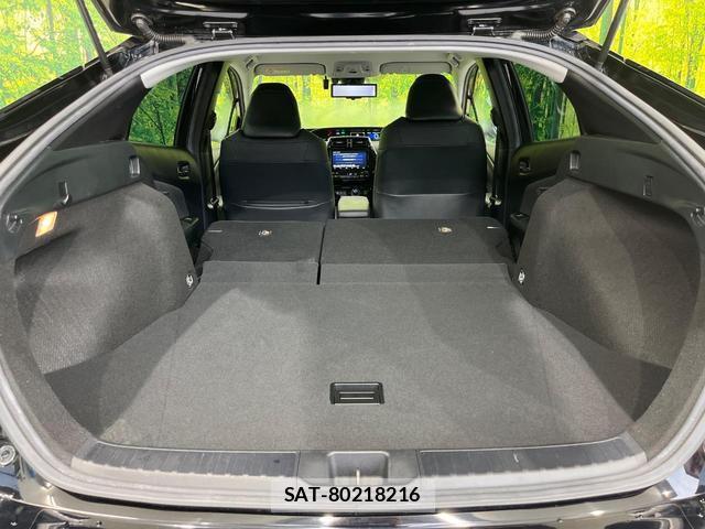 Toyota PRIUS 2019-10 8344017-9