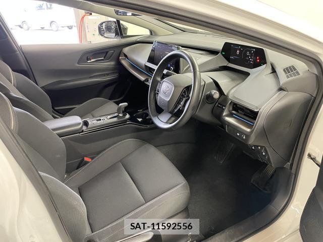 Toyota PRIUS 2023-06 8344126-11