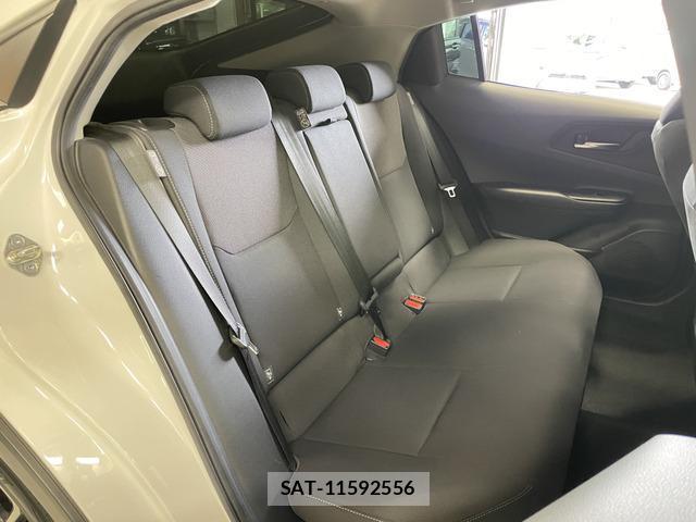 Toyota PRIUS 2023-06 8344126-13