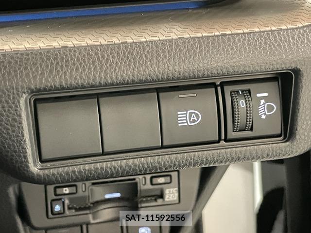 Toyota PRIUS 2023-06 8344126-5