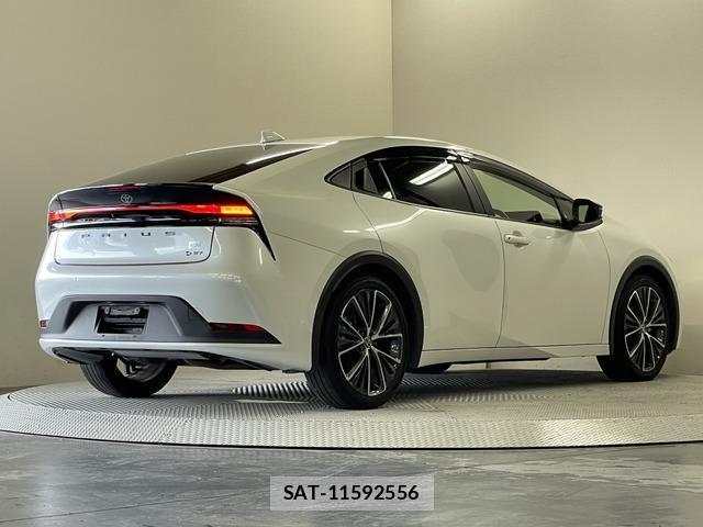 Toyota PRIUS 2023-06 8344126-9