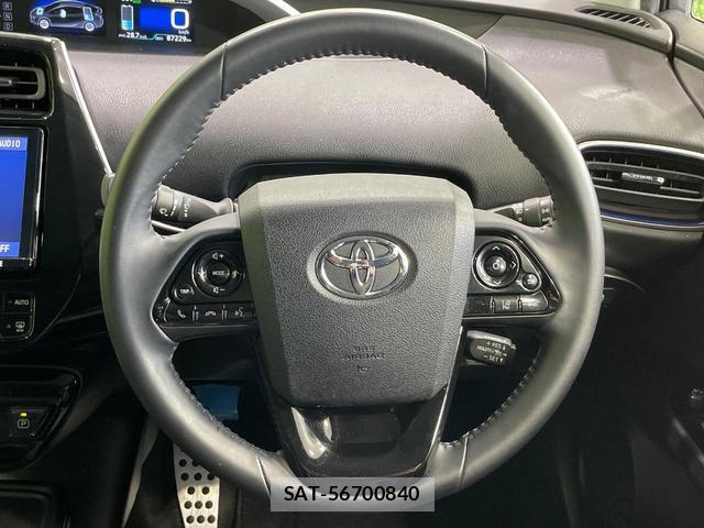 Toyota PRIUS 2019-01 8344195-10