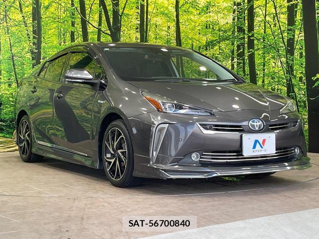 Toyota PRIUS 2019-01 8344195-15