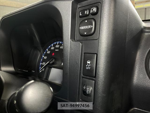 Toyota PROBOX 2022-02 8343937-18