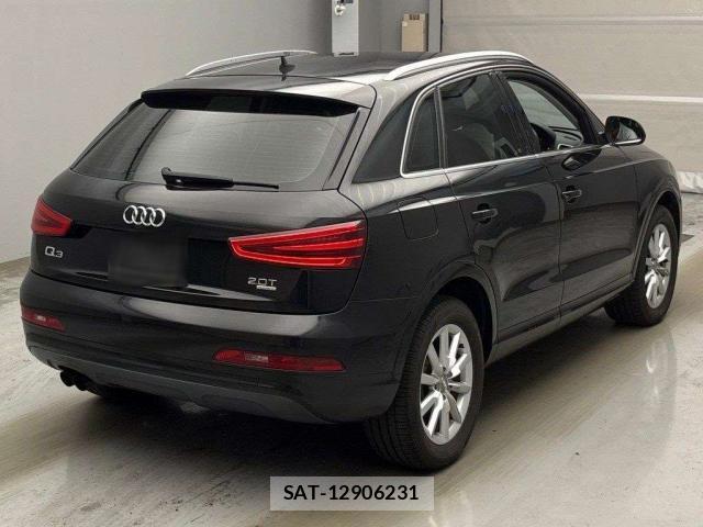 Audi Q3 2014-05 8342947-1
