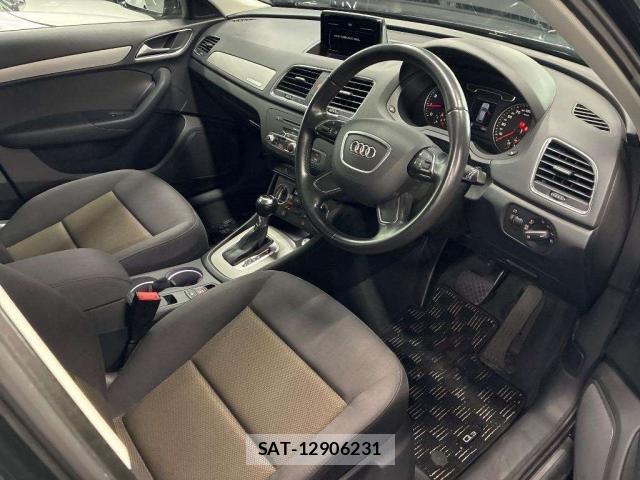 Audi Q3 2014-05 8342947-7