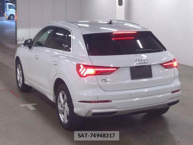 Audi Q3 2020-11 8343923-1