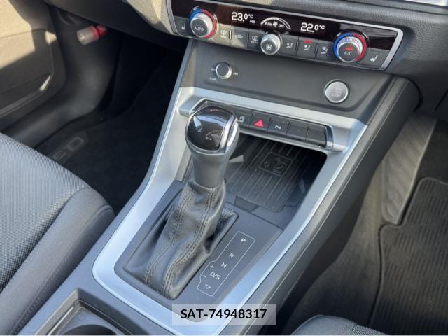 Audi Q3 2020-11 8343923-13