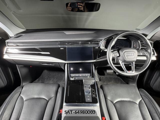 Audi Q8 2019-09 8343129-5