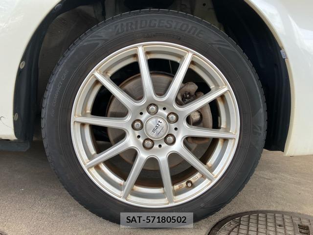 Toyota RACTIS 2014-02 8344086-18