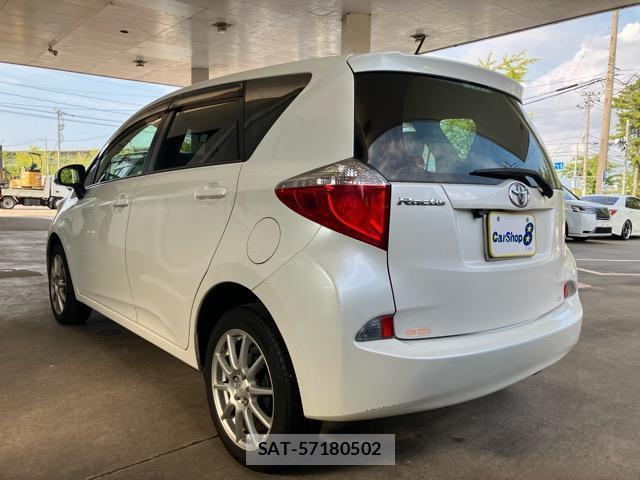 Toyota RACTIS 2014-02 8344086-3