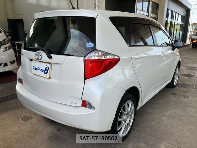 Toyota RACTIS 2014-02 8344086-4