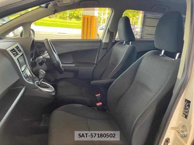 Toyota RACTIS 2014-02 8344086-5
