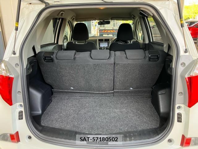 Toyota RACTIS 2014-02 8344086-7