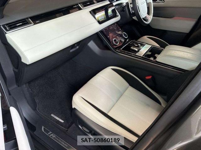 Land Rover RANGE ROVER VELAR 2019-07 8342945-2