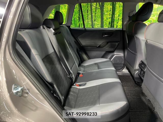 Toyota RAV4 2026-03 8342331-8