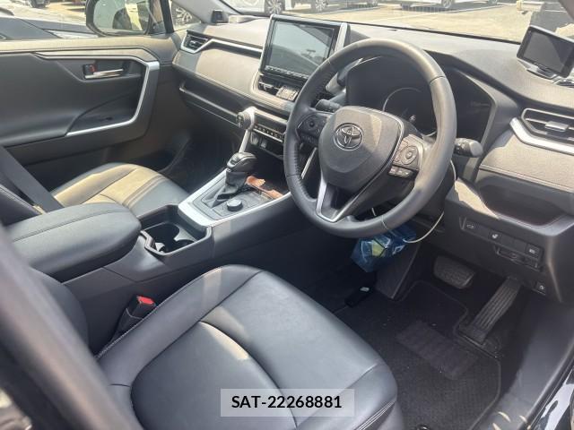 Toyota RAV4 2019-09 8342424-10