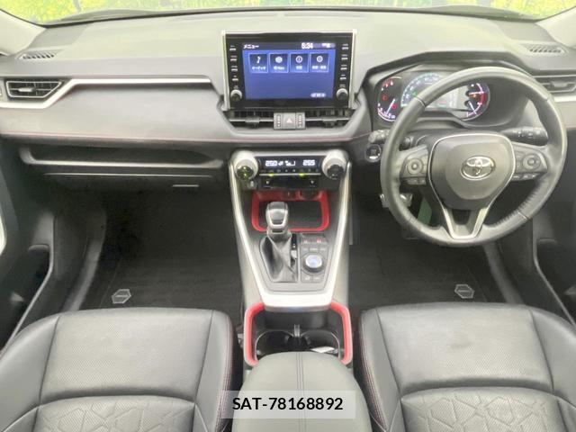 Toyota RAV4 2022-06 8342913-1