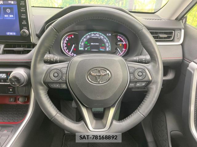 Toyota RAV4 2022-06 8342913-10