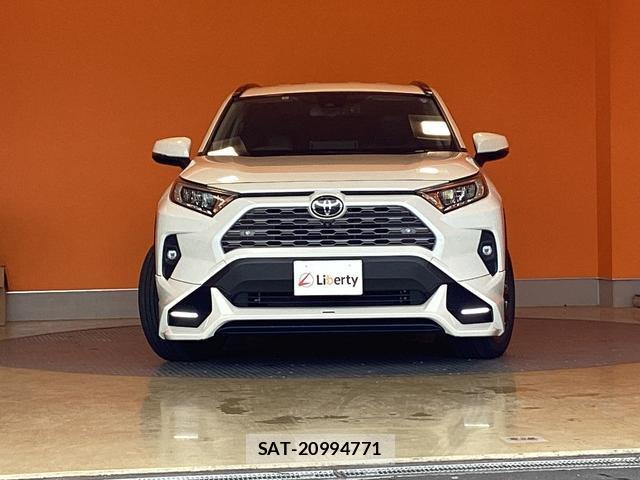 Toyota RAV4 2022-06 8343023-3