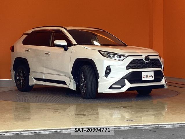 Toyota RAV4 2022-06 8343023-4