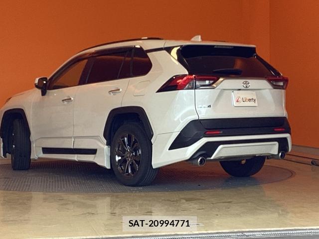 Toyota RAV4 2022-06 8343023-6
