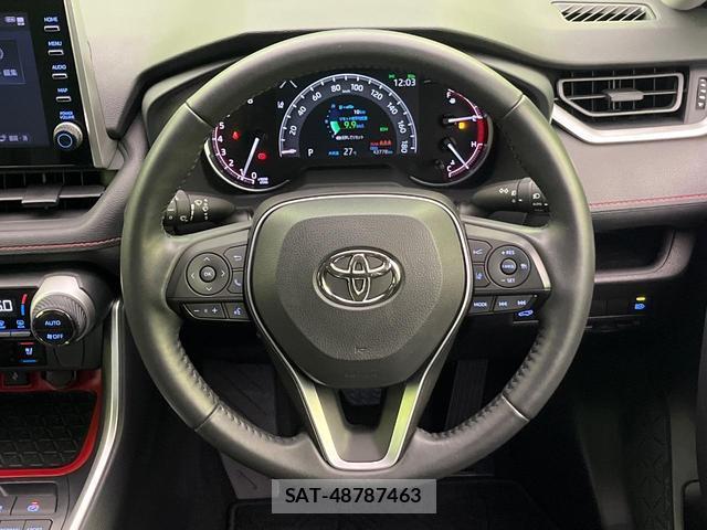Toyota RAV4 2022-04 8343191-10