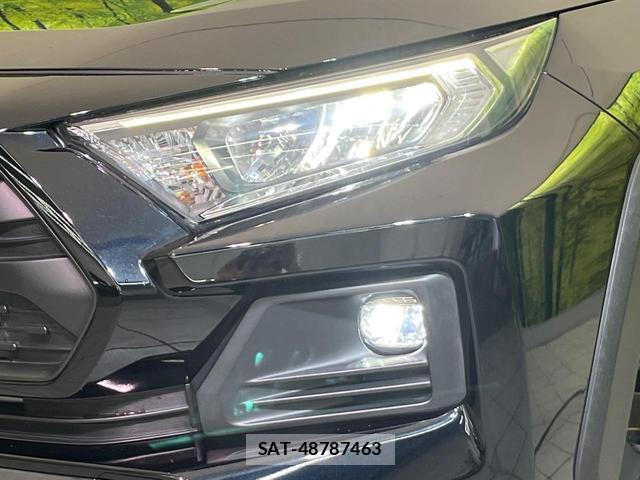 Toyota RAV4 2022-04 8343191-11