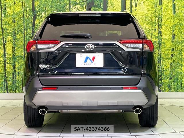 Toyota RAV4 2023-05 8343194-14
