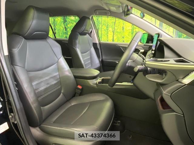 Toyota RAV4 2023-05 8343194-7